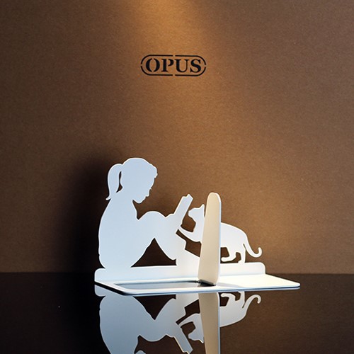 OPUS 歐式鐵藝書擋 閱讀女孩書架 金屬立書夾 書本收納架 桌上型 NE-gr14